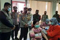 Serikat Mahasiswa Muslimin Indonesia dan Polrestabes Surabaya Gelar Vaksinasi