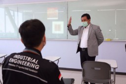 Untag Surabaya Langsungkan PTM Terbatas Hari Pertama