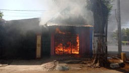 Bangkel Cat Motor di Pasuruan Ludes Terbakar