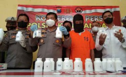 Tukang Las di Surabaya Ditangkap, 3 Ons Sabu dan Puluhan Ribu Pil Koplo Disita