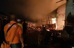 Kebakaran Pasar Nguling Pasuruan Ludeskan 127 Kios Pedagang dan 90 Los