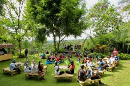 Akhir Pekan di Banyuwangi, Menikmati Jazz Kopi di Lereng Ijen