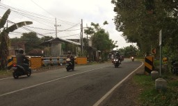 Jangan Coba-coba Kencing di Sini, Kuntilanak Menanti