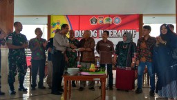 Buruh di  Blitar Peringati Aksi May Day dengan Dialog Interaktif