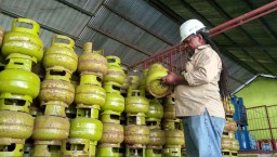 Antisipasi Kelangkaan, Pertamina Gelontor LPG 3 Kg ke Pasaran