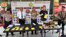 Pelaku Dibekuk Polisi, Ini Kronologi Perampokan Taksi Online di Blitar