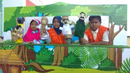 Nelida Karya Mahasiswa UM Surabaya ini Beri Edukasi Pada Siswa SD