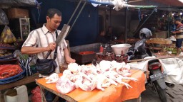 Harga Ayam di Tulungagung Tembus Rp 40 ribu, Omzet Pedagang Menurun
