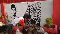 Agustusan, Warga Percantik Tembok Kusam dengan Wajah Pahlawan