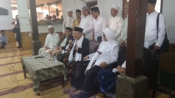 Jika Terpilih Jadi Wakil Presiden, KH Ma’ruf Amin Akan Tetap Sarungan
