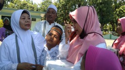 217 Jemaah Haji Kloter 30 Tiba di Probolinggo