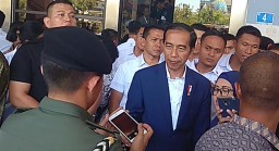 Soal Stuntman Asian Games, Jokowi: Masak Presiden Suruh Meloncat