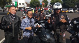 Anas Berangkatkan Ratusan Moge ke Bali untuk Pecahkan Rekor Muri
