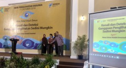 Menkes Luncurkan SIGALIH, Aplikasi Skrining Gangguan Penglihatan