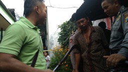 Hanya karena Cek-cok Mulut, Pria ini Dibacok Temannya Sendiri
