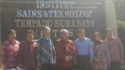 Kampus di Surabaya ini Resmi Berubah Nama