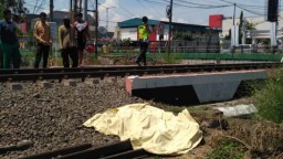 Diduga Pendengaran Terganggu, Seorang Kakek Tewas Disambar Kereta Api
