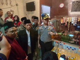 Jelang Nataru, Warung Kopi Jual Miras di Gresik Dirazia