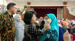 Cegah Corona, IIKSMI Gelar Seminar dan Bagikan Ribuan Masker di Gresik