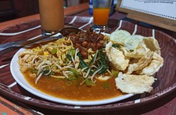 Lezatnya Mie Aceh Kaya Rempah yang Dipadu Bumbu dari Ponorogo