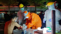 Patroli Malam PSBB di Gresik, 65 Pelanggar Jalani Rapid Test