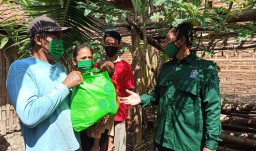 PKB Bagikan Ribuan Paket Sembako untuk Warga Ponorogo Terdampak Corona