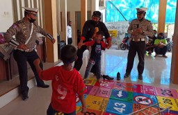 Perkuat Daya Tahan Tubuh Anak di Ponorogo, Polisi Gelar Permainan