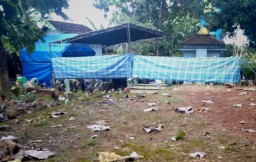 Polisi Bongkar Makam Takmir Masjid di Gresik untuk Autopsi