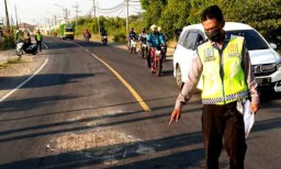 Korban Tabrak Lari, Pengendara Motor asal Gresik Tewas