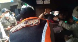 Tak Bermasker, Pria di Surabaya ini Diamankan Satpol PP Bak Pencuri
