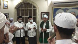 Hadiri Maulid Nabi, Dahlan Iskan Jadi Kangen Surabaya Bersalawat