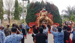 Gresik Raih Opini WTP 5 Kali Berturut-turut, Sambari Diarak Naik Reog