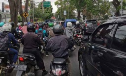 Bikin Macet, Warga Keluhkan Uji Coba Penutupan Jalan di Kota Malang