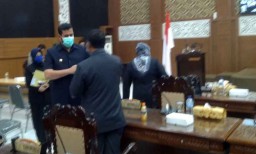 Wawali Probolinggo Subri Meninggal Akibat Corona, Siapa Penggantinya?