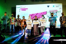 Tresno dan Bianglala Jadi Juara Pertama dalam Lomba Batik Khas Kota Batu