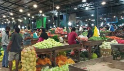 Mulai Ramai, Aktivitas Pedagang di PIOS Kembali Bergairah