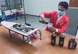 Analisa Pencampuran BBM Mahasiswa Asal NTT Ampuh Dongkrak Performa Kapal Cepat