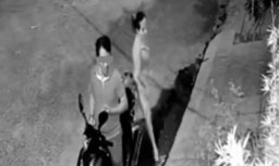 Sejoli Terekam CCTV, Warganet Kecele Dikira Mau Mesum Ternyata...