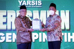 M Nuh Resmikan RSI Nyai Ageng Pinatih Gresik 