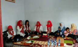 Perempuan Tangguh Jokowi Temui Emak-emak di Malang