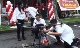 Pandemi Covid-19, Pengusaha Cilik ini Antar Pesanan Siomay Pakai Drone