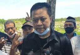 Kakak Whisnu Sebut Risma Pemecah Belah PDIP Surabaya