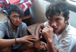 Viral Dua Jambret Tertangkap Nyaris Dikepruk Paving