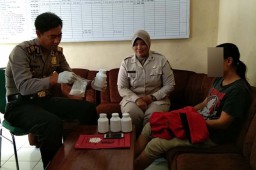Seorang Janda di Pasuruan Ditangkap Polisi Akibat Edarkan Pil Koplo
