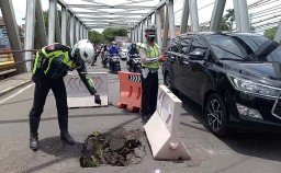 Jembatan Kedunglarangan Pasuruan Ambles, Kendaraan Besar Dialihkan