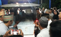 Gitar Seventeen Selamatkan Anak  Asal Pasuruan dari Tsunami Anyer