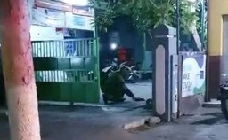 Geger Tas Misterius di Pacar Kembang Surabaya, Jibom Diterjunkan