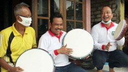 Jawab Keluhan Perajin, Qosim-Alif akan Bantu Pasarkan Rebana