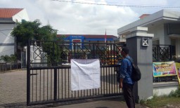 Kantor Kecamatan dan Kelurahan Tandes Surabaya 'Lockdown', Ada Apa?