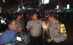 Jalan Gubeng Ambles Masih Bergerak, Kapolda: Warga Jangan Mendekat